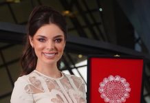 Nadia Ferreira recibió una placa de reconocimiento en la Cámara de Senadores