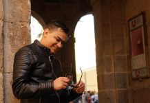 El cantante Edu Iglesias anuncia un nuevo lanzamiento y una gira por Paraguay