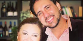 El cantante Alessandro Galas se encontró con Lizza Bogado en Berlín