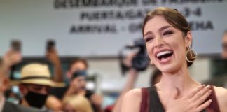 Paraguay recibe a la Virreina Universal Nadia Ferreira