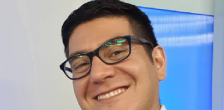 El periodista Jorge Riveros volvió del feriado con una desbordante energía