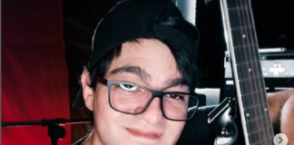 Ariel Gómez, el artista que traslada conocidas baladas en inglés al español y guaraní