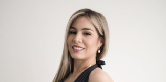 Nadia Portillo dio un show acústico