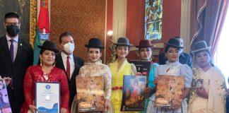 Marcia Franco se presentó como “chola paceña” ante autoridades bolivianas