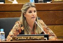 Cynthia Tarragó volvió al país, pidió tiempo para pasar con su familia y luego hablara con la prensa
