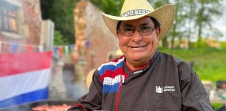 Asado Benítez puso carne a la parrilla europea