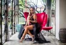 Laura Brizuela contrarresta el frío entrenando en tanga