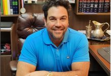 Óscar Tuma: “si votamos de nuevo a los corruptos es porque somos miserables y no nos importa el país”