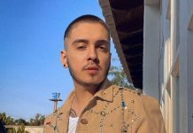 Will Fretes canta en ingles por las calles de Málaga