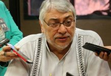 El senador Fernando Lugo se descompensó y fue llevado en ambulancia