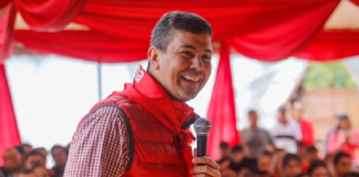 “Bombón asesino”, el himno de Santiago Peña