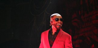 Alexandre Pires, una ovación de baile y romanticismo