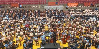 1.400 niños y jóvenes participaron del concierto de la mega orquesta de Sonidos de la Tierra
