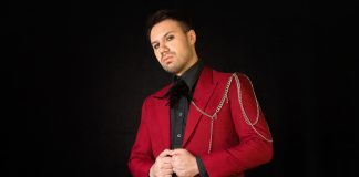 Adrián Benegas firma contrato con importante sello discográfico europeo con vínculos con Warner Music