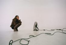 La artista paraguaya MAE JO prepara próximo lanzamiento