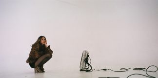 La artista paraguaya MAE JO prepara próximo lanzamiento