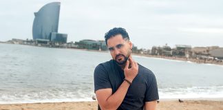 Un paraguayo es dueño de una parte de la luna, Alessandro Galas posee un terrenito allá arriba