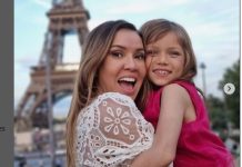 Dallys Ferreira llevó merienda con los niños de la comunidad Maka