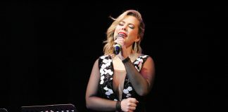 Lizarella cantó en el Municipal