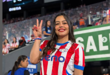 ¡Hasta las lágrimas! Larissa Riquelme vibró con la albirroja
