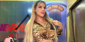Evelin Gómez compartió un audio en donde una conocida voz le dice “tu trato me enamoró”