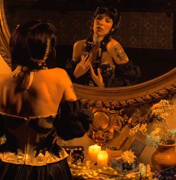 Sari Carri convierte la historia en pop con “Peineta de Oro”