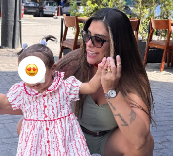 Maga Caballero protege a su hija de los pedófilos y de la gente envidiosa