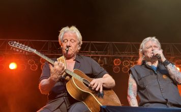 Air Supply: 50 años de “All Out of Love” y el reencuentro que hará latir a Asunción mañana en el Arena SND