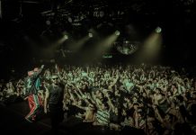 En su gira por Europa, Kchiporros alentó a la Albirroja