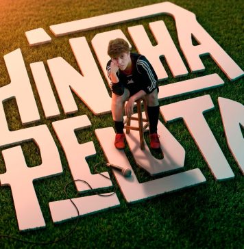 Caro Romero presenta “Hinchapelota”, su nuevo especial de stand up