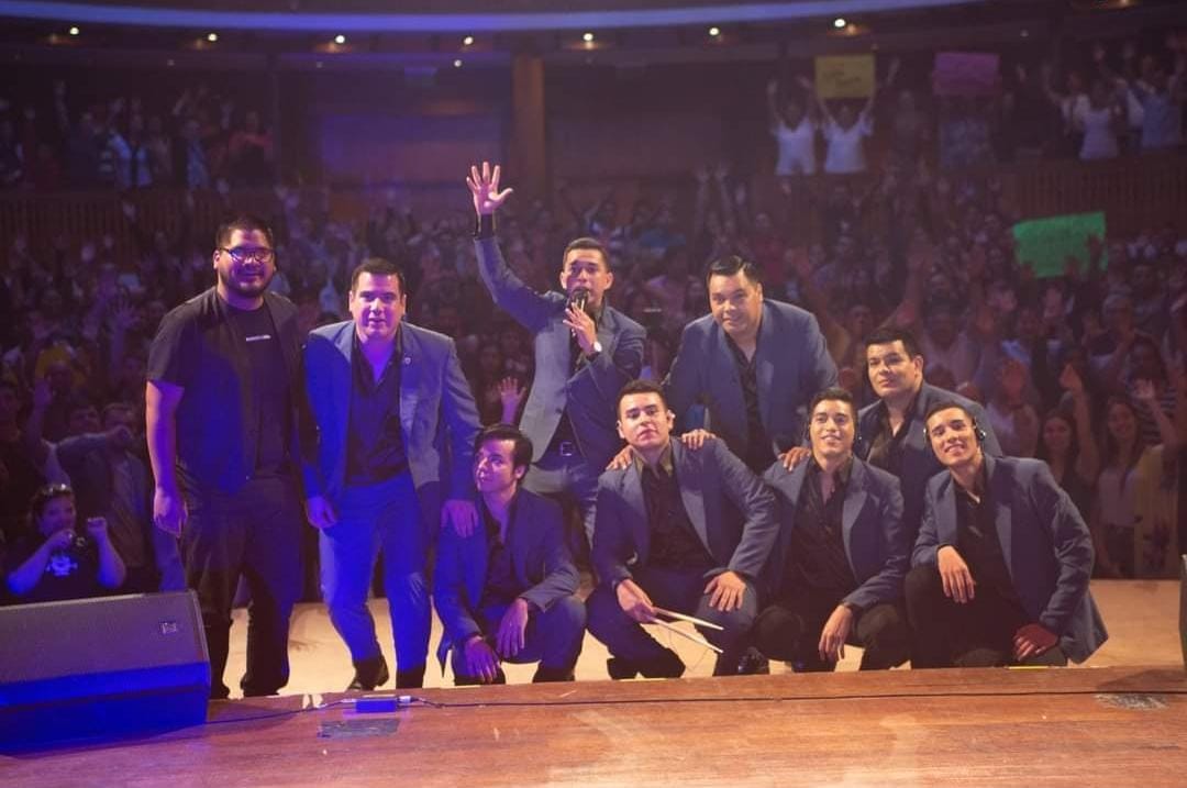 Cumbre Bohemia celebra 16 años de música y presenta Estación Bailable, su nuevo álbum
