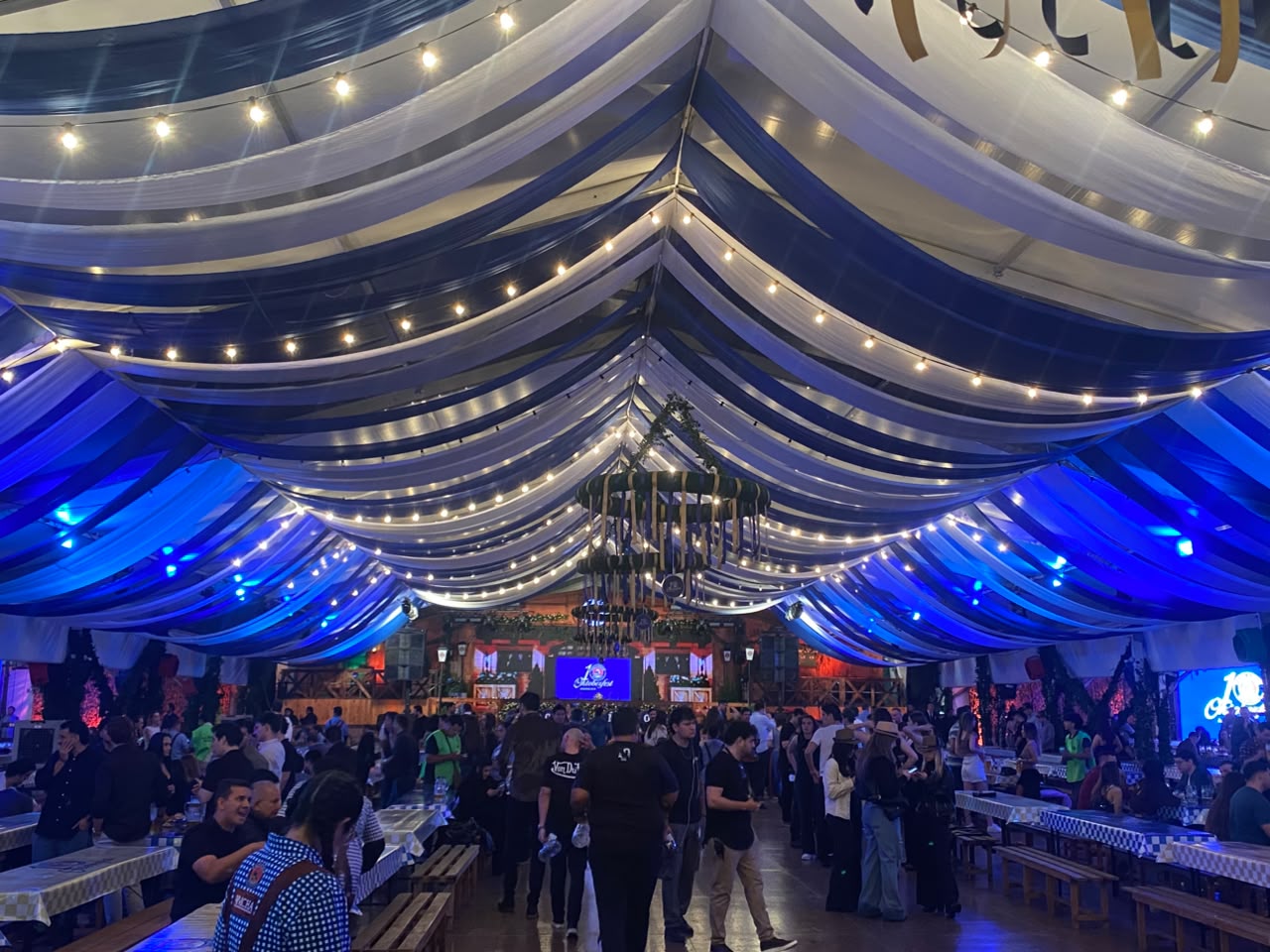 La Carpa Paulaner celebró su décima edición con tres jornadas de tradición alemana, música y experiencias