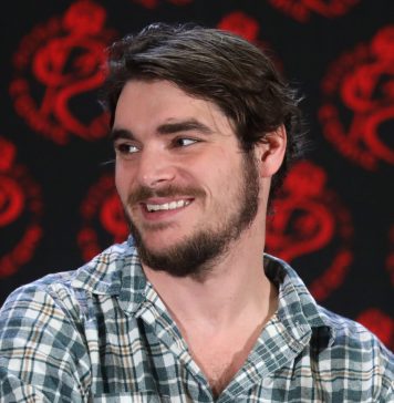 Murió RJ Mitte, el actor que interpretó a Walter Jr. en “Breaking Bad”, a los 34 años Inicio