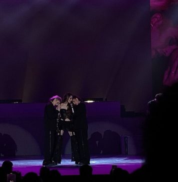 Tini Stoessel canceló su show en Miami minutos antes de empezar: “La seguridad y el respeto por el público no son negociables” Tini Stoessel durante un concierto